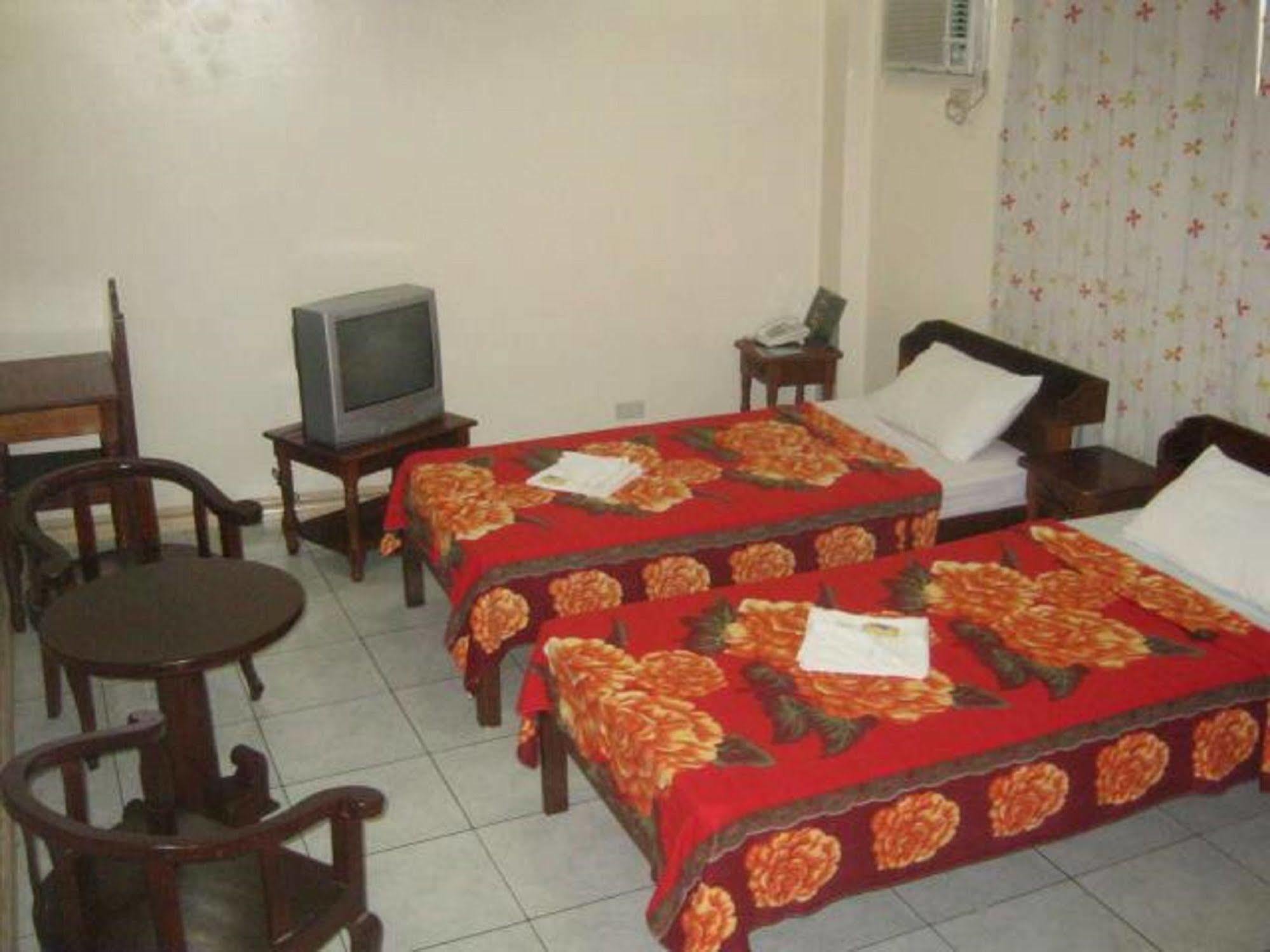 Liberty Park Pension Puerto Princesa Kültér fotó