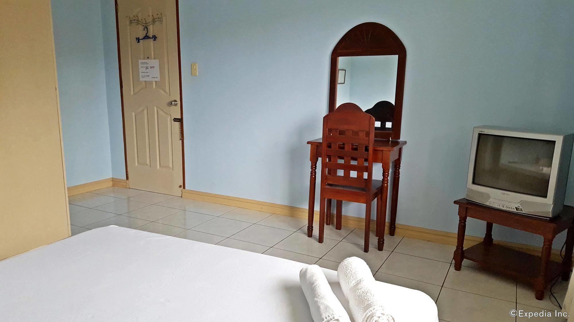 Liberty Park Pension Puerto Princesa Kültér fotó
